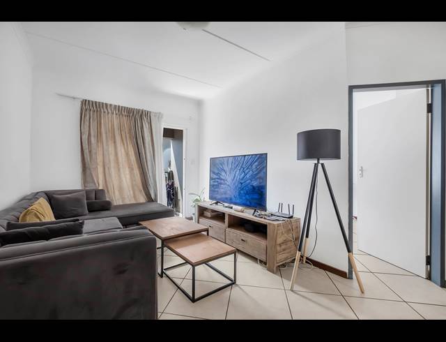 2 BEDROOM APARTMENT FOR SALE IN FERNDALE
